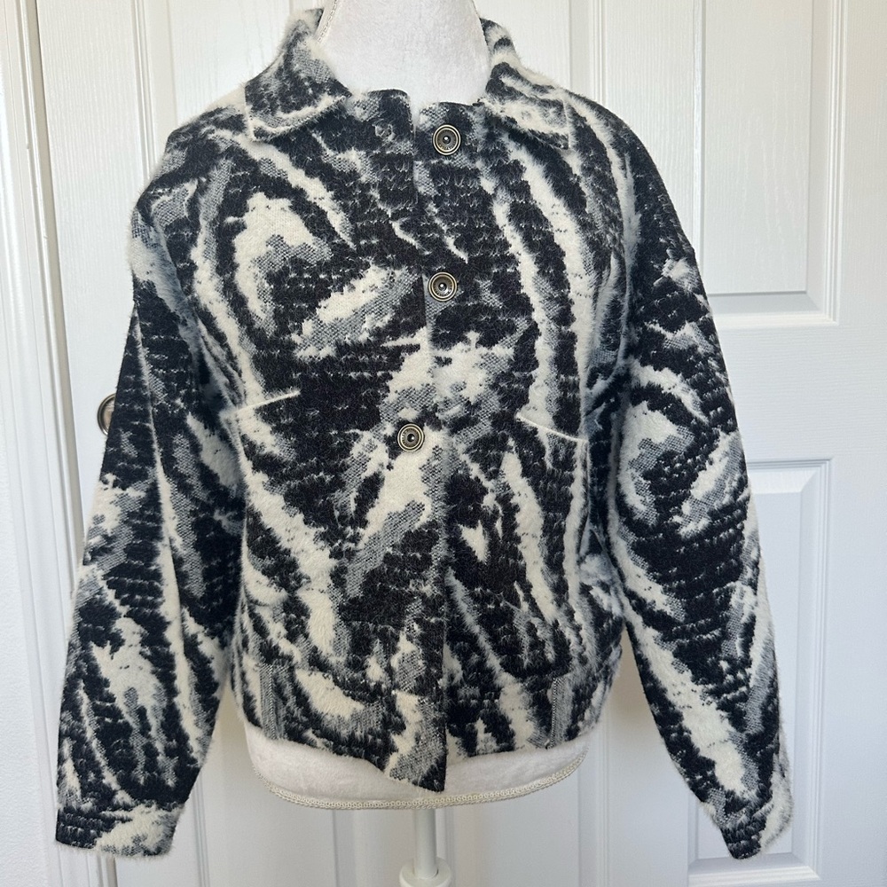 Stylish Black and White Women's Jacket